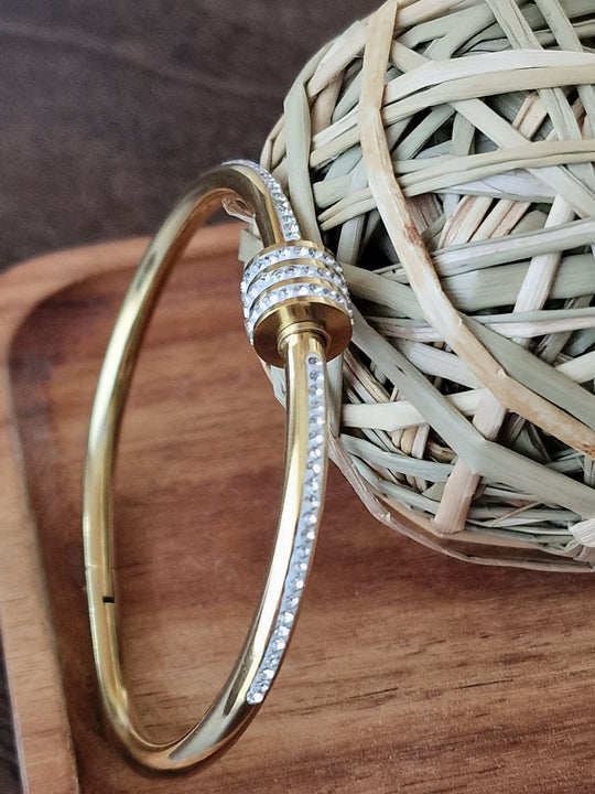 Elegantes Armband mit Zirkonia, wasserdicht