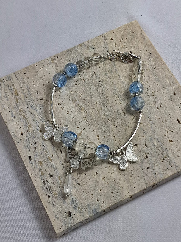 Betoverende Armband met Blauwe Kristallen en Vlinders