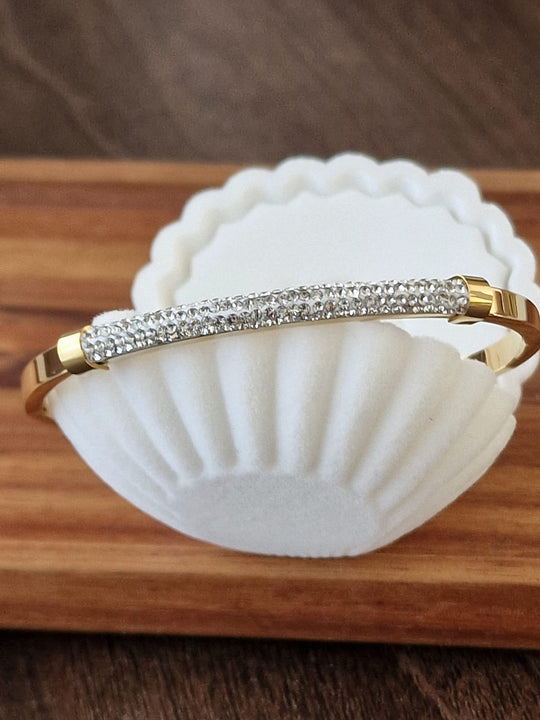 Luxuriöses Armband, 18 Karat vergoldet mit Zirkonia