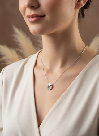 Chique collier 925 zilver op model