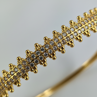 Close-up bangle goud