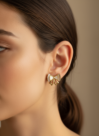 Close-up strik oorknopjes 1