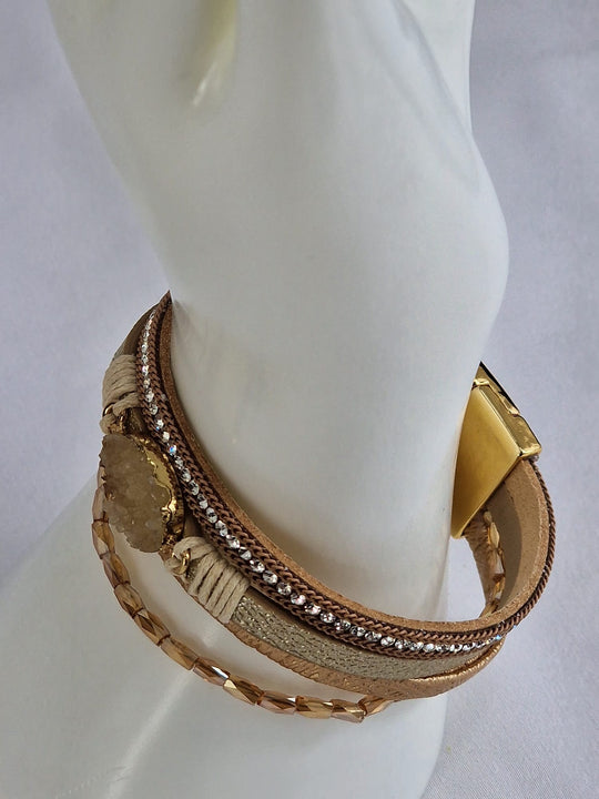 Boho Leren Dames Armband - Goud/Beige met Kristalsteen