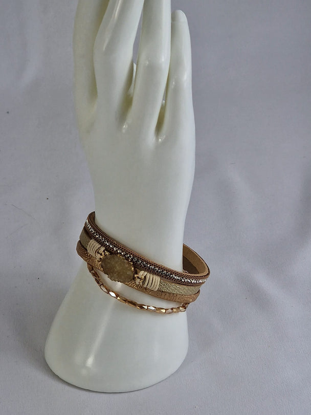 Boho Leren Dames Armband - Goud/Beige met Kristalsteen