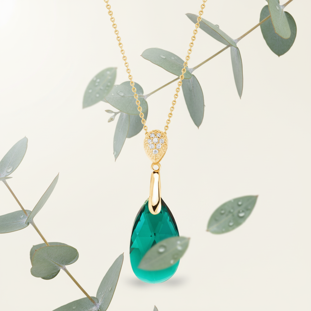 Emerald drop ketting met botanische elementen