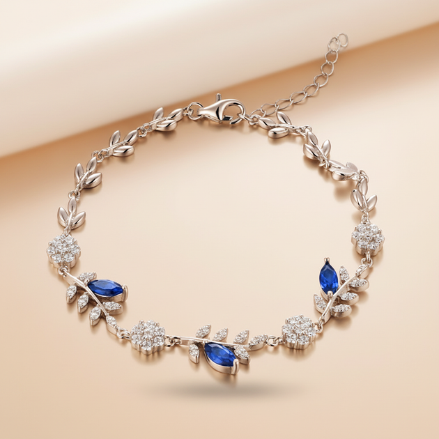 Floating product shot - beige/crème