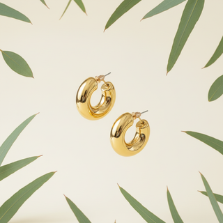 Goud chunky hoops met botanische elementen
