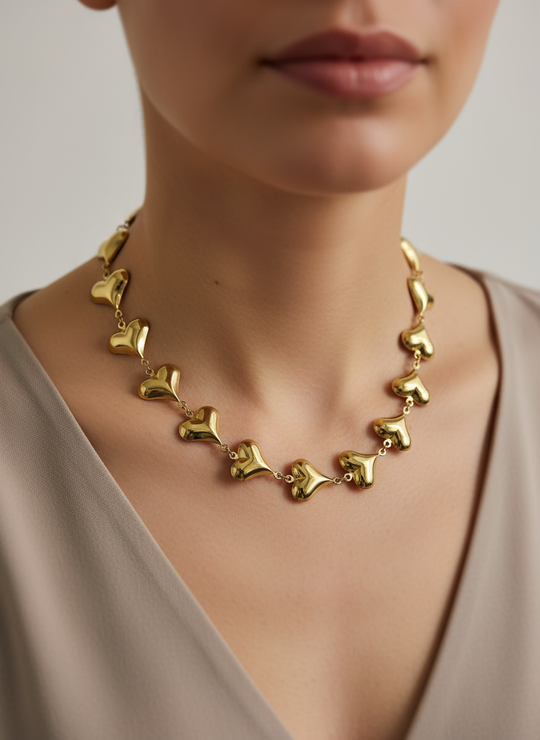 Hartjes ketting op model