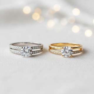 Close-up detail solitaire en band goud en zilver