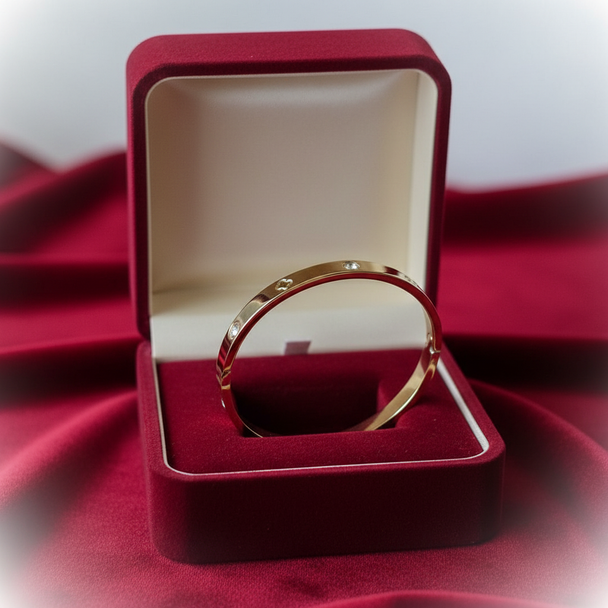 Gouden bangle armband klavertje zirkonia in luxe doos