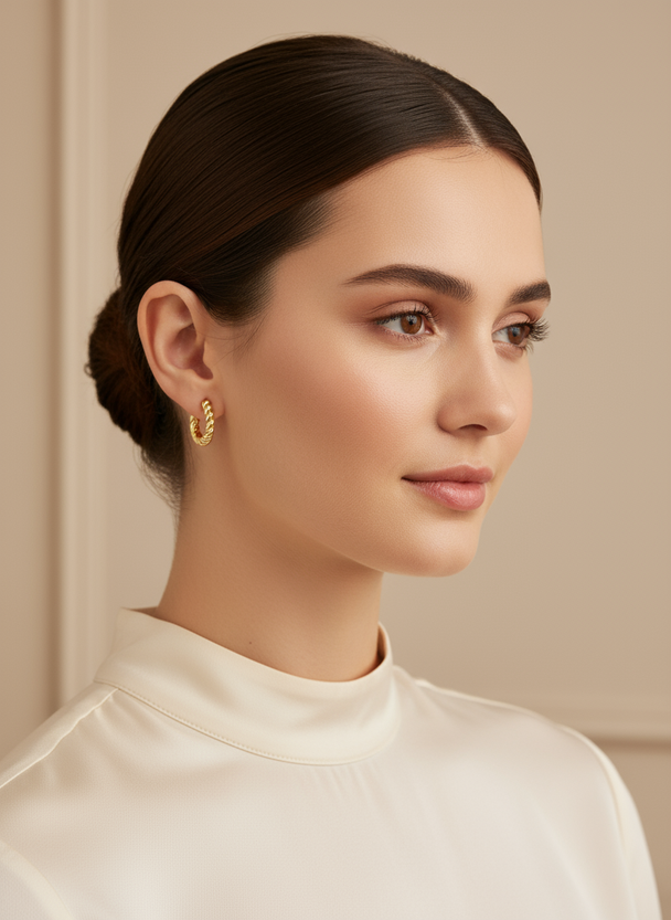 Dezente Creolen – 18 Karat vergoldet – Gold &amp; Silber