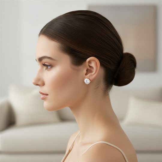 Elegante Gouden Oorknopjes met Kristal