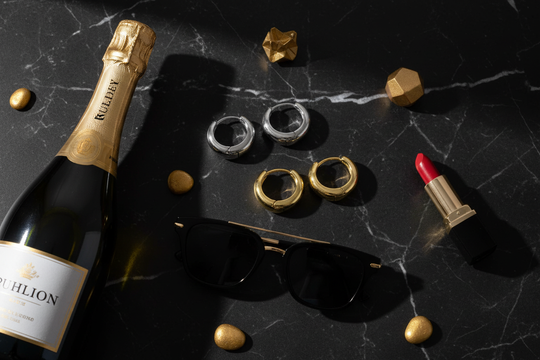 Chunky creool oorbellen luxe styling - champagne en zonnebril