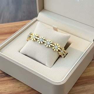 Bloemen armband in luxe sieradendoos zonder logo