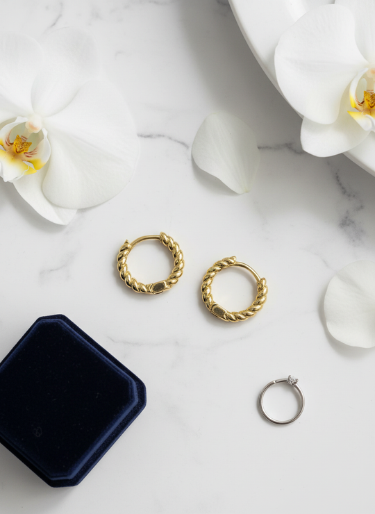 Twisted Hoops Goud 18K