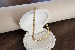 In neutrale luxe doos zonder logo