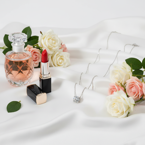 Moissaniet Ketting Lifestyle met Lipstick