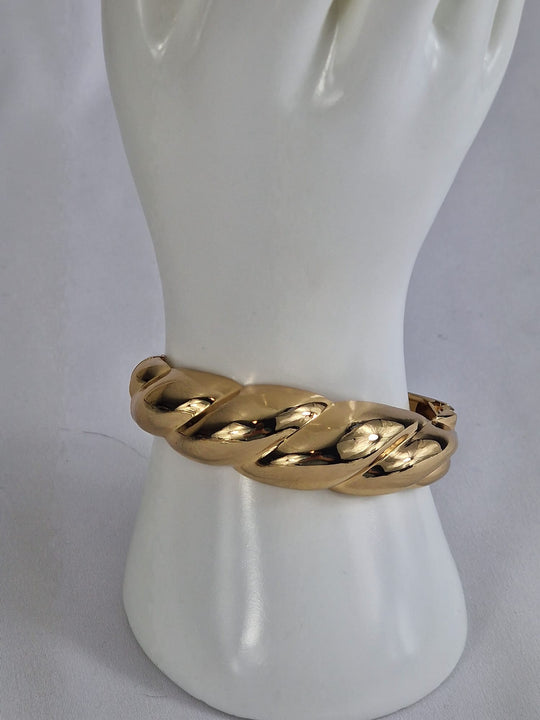 Elegantes Metallarmband von Nische – 18 Karat vergoldet – Doppellagig