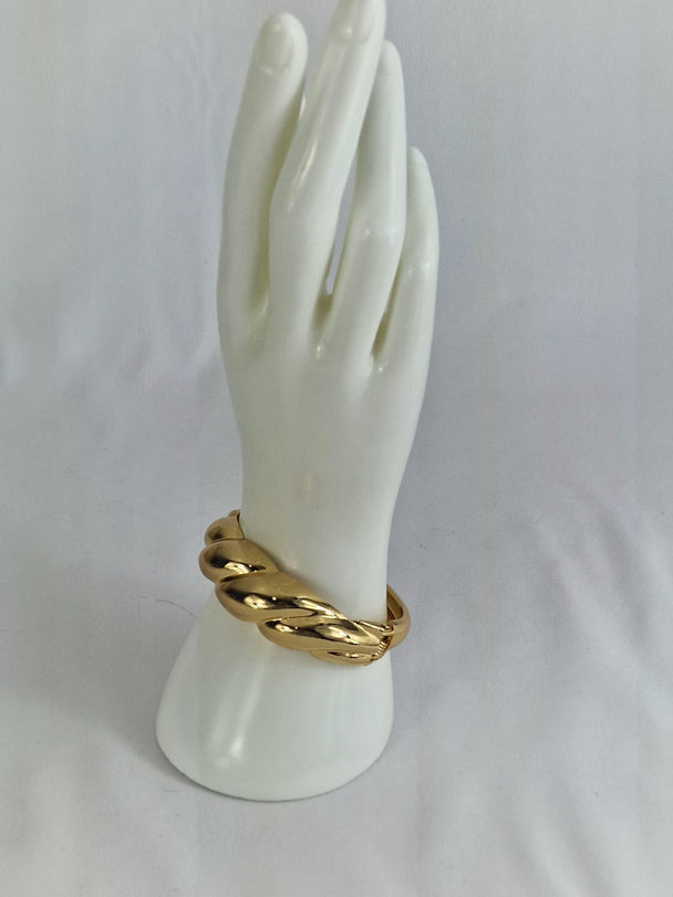 Elegantes Metallarmband von Nische – 18 Karat vergoldet – Doppellagig