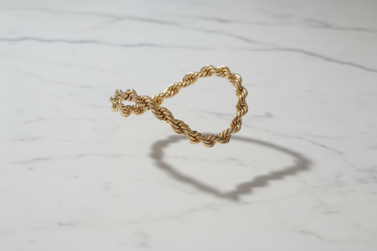 Nieuwe foto 2 - zwevend op wit marmer