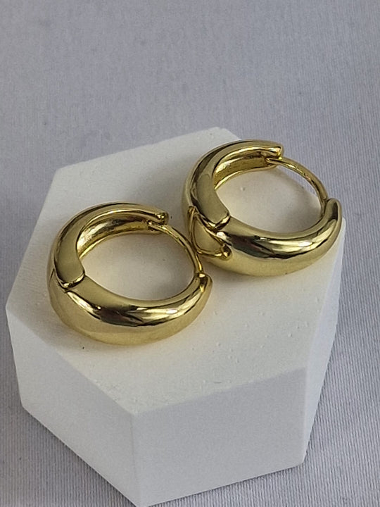 Feine Creolen – 18 Karat vergoldet – Gold &amp; Silber