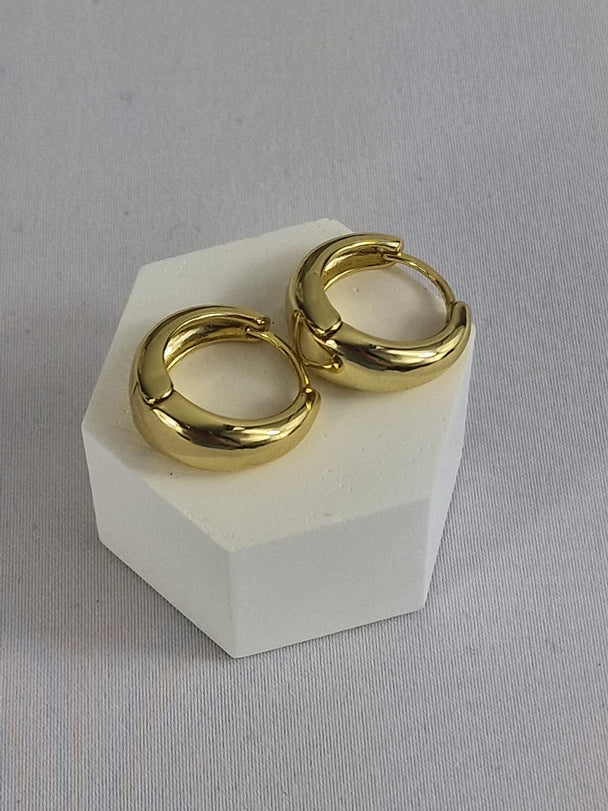 Feine Creolen – 18 Karat vergoldet – Gold &amp; Silber