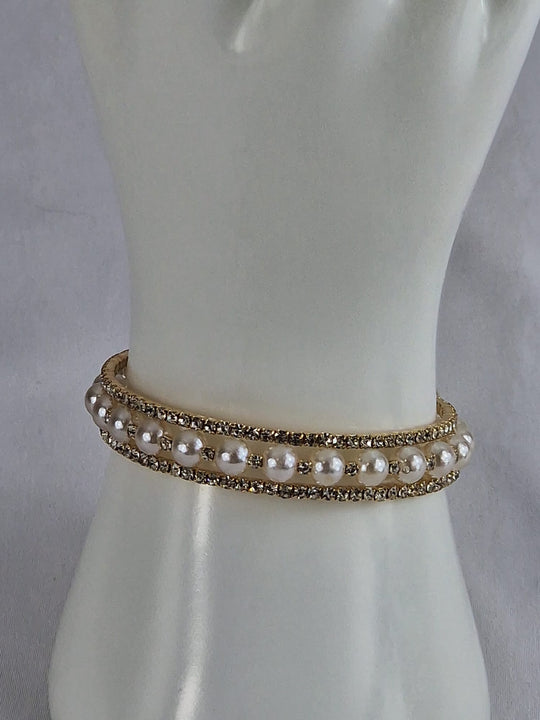 Nischenperlenarmband mit Bergkristall – goldfarben – elastisch