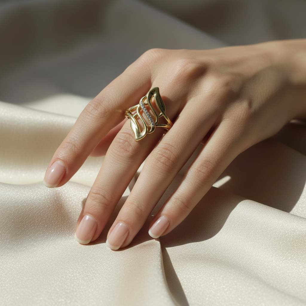 Ring op hand met zijde