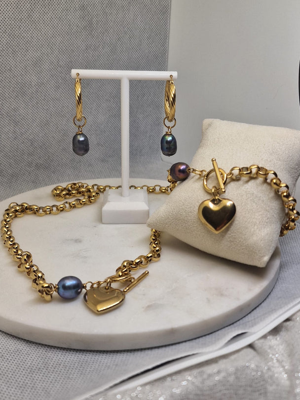 Hoogwaardige Sieradenset – 18k Verguld Roestvrij Staal – Collier, Armband & Oorbellen met Hart Hanger