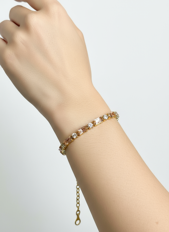 Roze en witte zirkonia armband productfoto