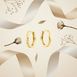 Specchio creolen met florale elementen