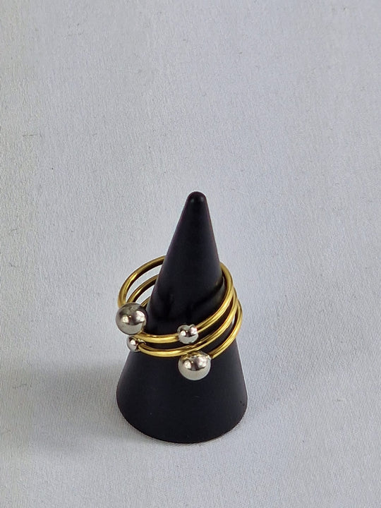 Trendy Spiral Ring Goud met Zilver Bolletjes - Waterproof