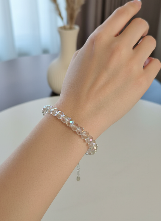 Witte kristallen armband