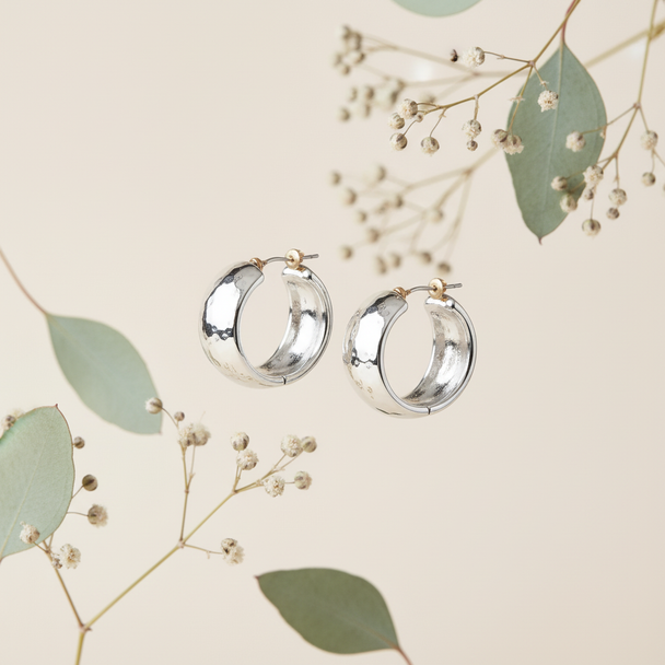 Zilver chunky hoops met botanische elementen