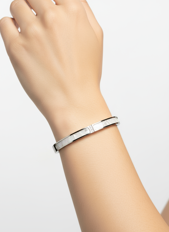 Zilveren parelmoer armband productfoto