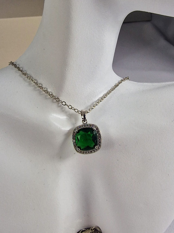 Dames Ketting Roestvrij Staal met Groene Steen - Hanger met Zirkonia